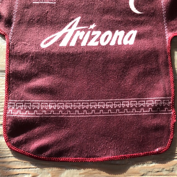 NWOT Arizona Coyotes Rally Towel NHL - Picture 4 of 6